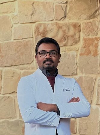 Dr. Karthik Kommuri Bags Prestigious National Fame Award titled Distinguished Overseas Dental Specialist (Orthodontics and Orofacial Pain)