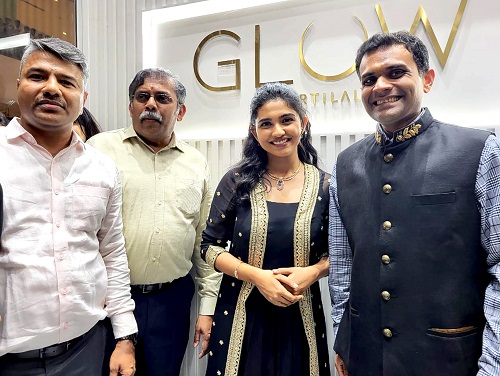 Glow by Kirtilals Shines Bright with Grand Opening of its New Showroom at VR Chennai Mall