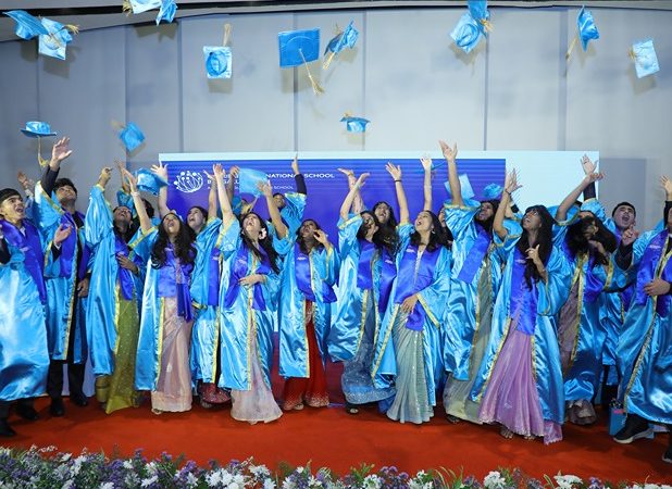 Oakridge Students Celebrate IBDP Results and Top University Placements