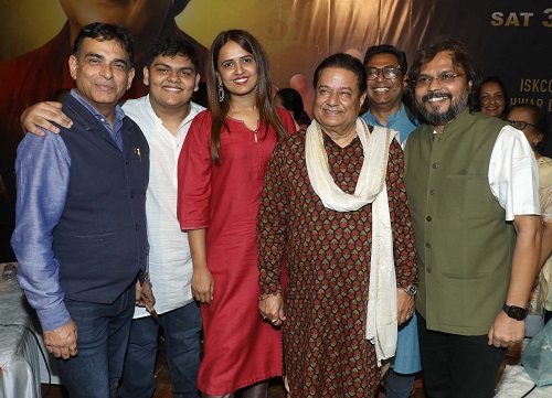 Anup Jalota Enthralled Audience with Bhajans at ‘Krishnarth’ Program Organised by Studio Refuel