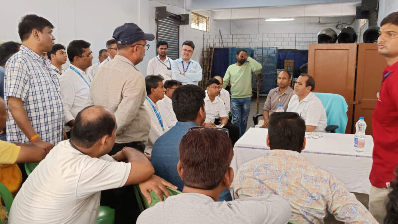 Sealdah Division Boosts Local Parcel transport Business through Collaboration with Merchants.