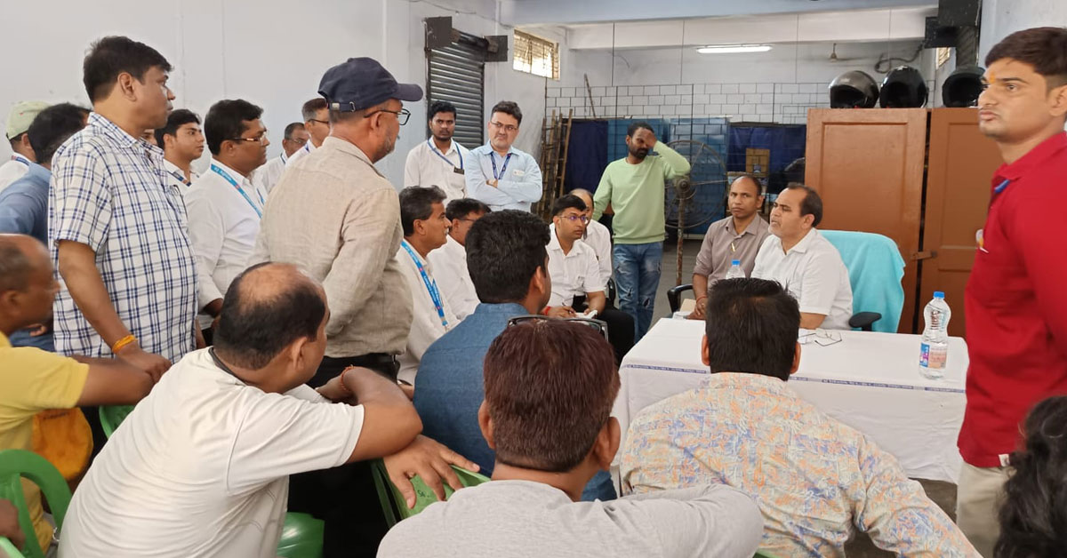 Sealdah Division Boosts Local Parcel transport Business through Collaboration with Merchants.