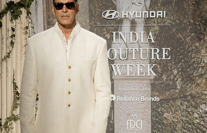 Pearl Academy, the Only Design Education Institution at India Couture Week, Presents Falguni Shane Peacock; Students Work Backstage with India’s Top Designers