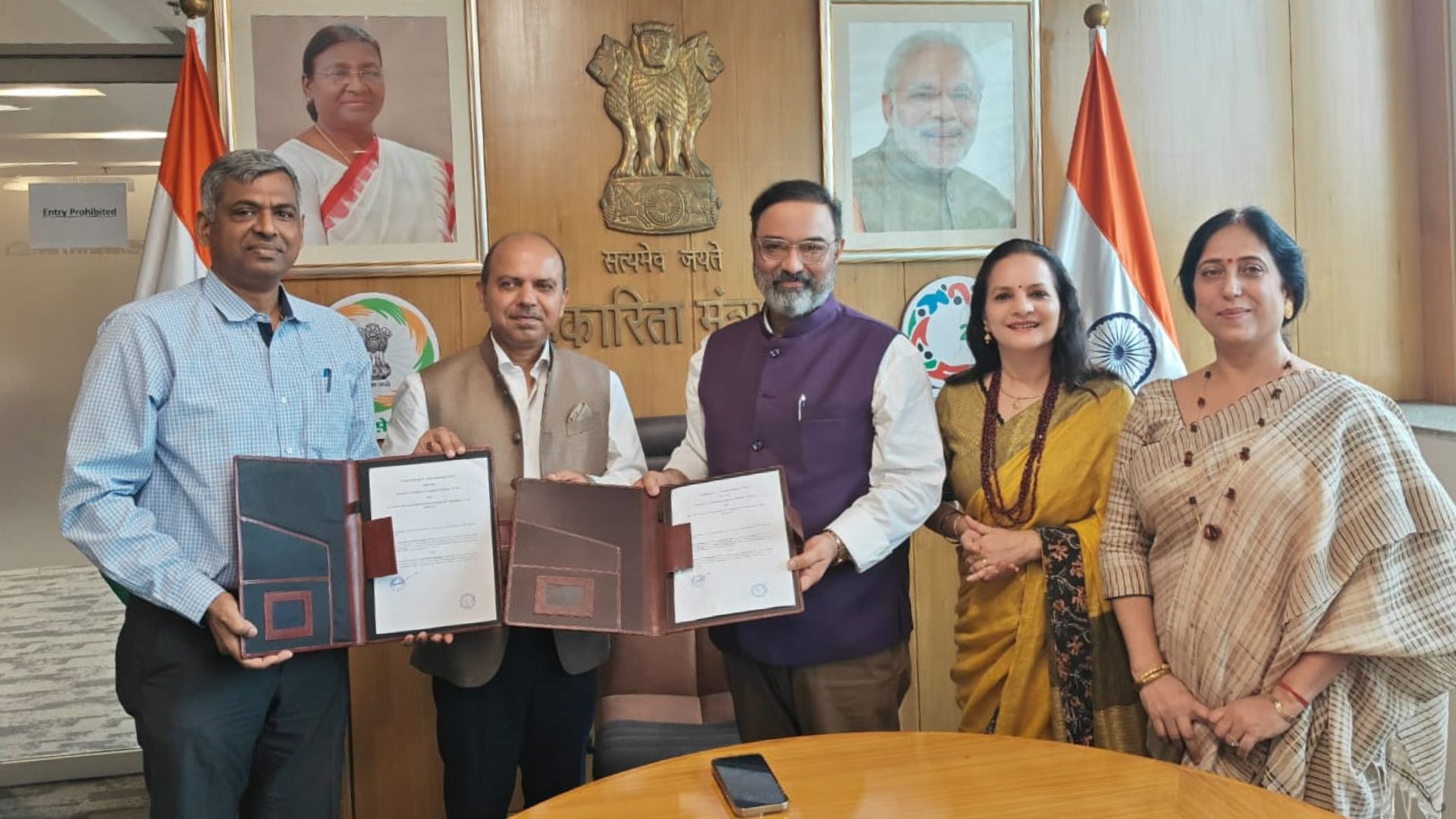 Strategic Partnerships by The Art Of Living Set a New Path for Indian Farmers and Natural Farming