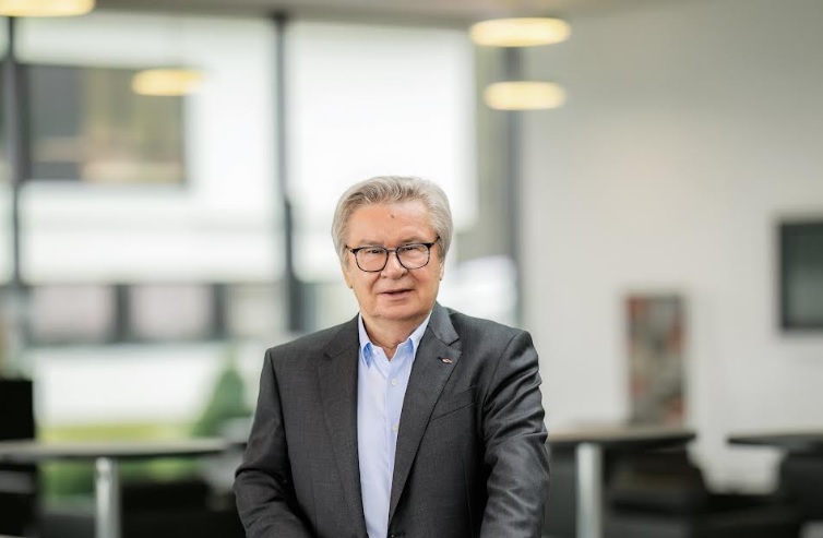 Entrepreneur Prof. Klaus Fischer’s 75th Birthday