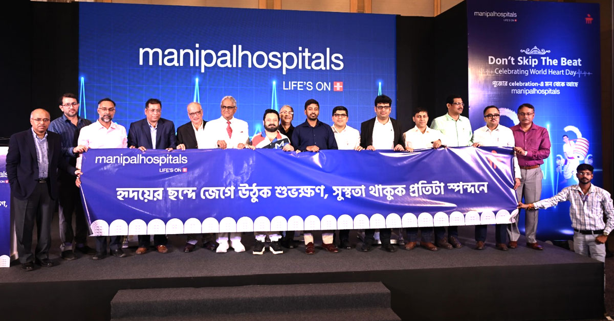 Manipal Hospitals Keep the Rhythm of Life Alive as Dhakis Learn CPR Ahead of Durga Puja and World Heart Day