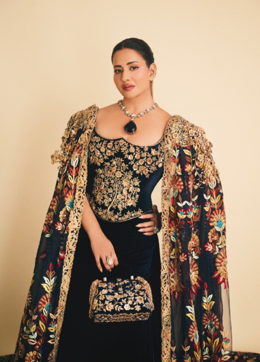 90 Artisans, 3459 Hours, One Icon, Sudha Reddy's 'Tree of Life' Stuns New York