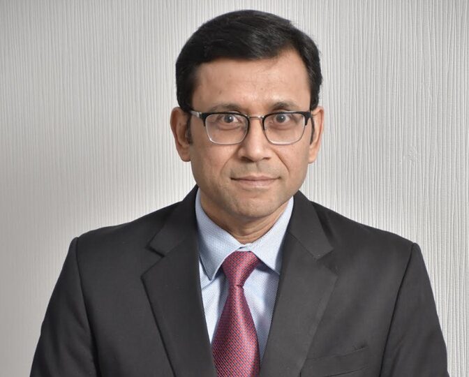 HDFC Life's AUM Crosses Rs. Four Lakh Crore Milestone