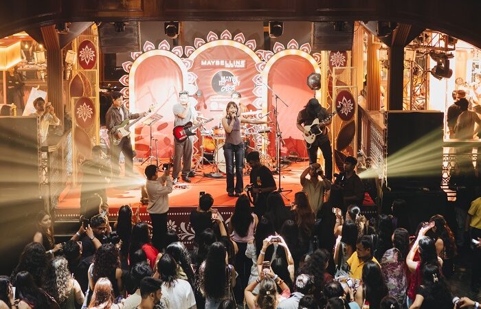 Maybelline New York Turns up the Volume on "Maybe It's My Stage" with its Festive Edition